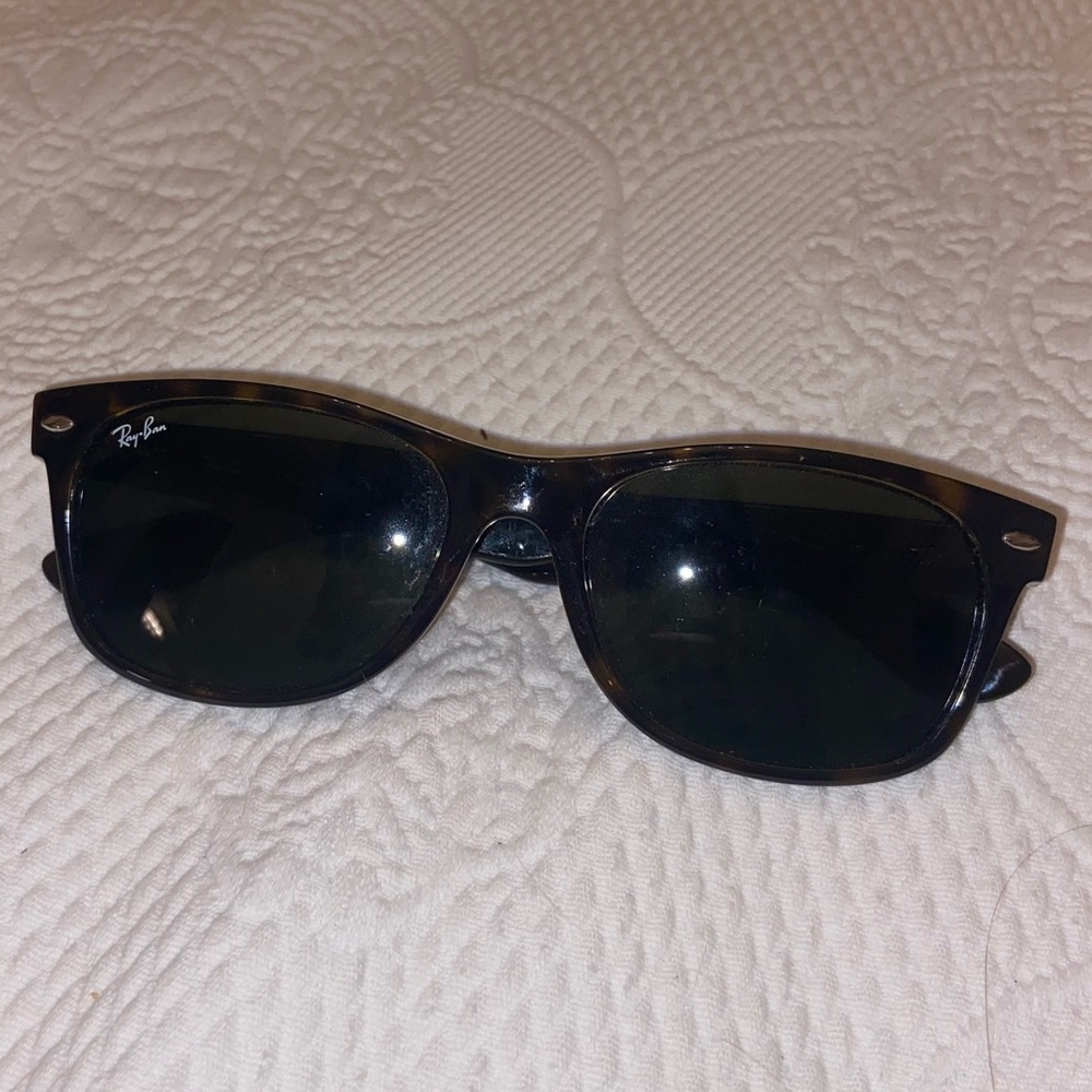 RAY BAN Sunglasses RB2132F 902 Tortoise 58MM